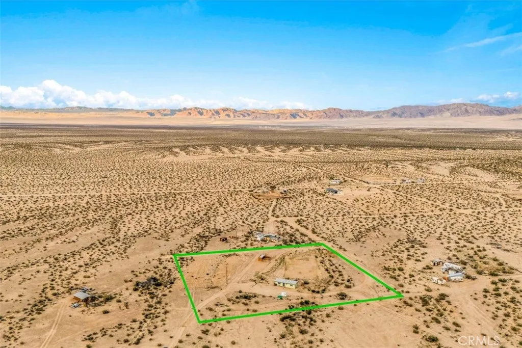 main property photo 33