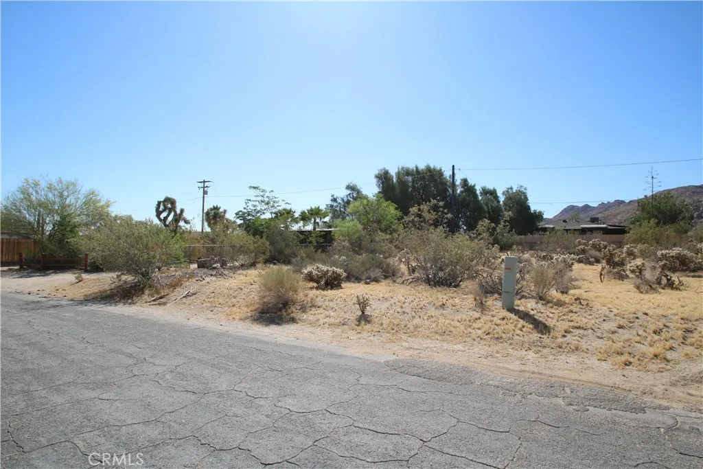 main property photo 6