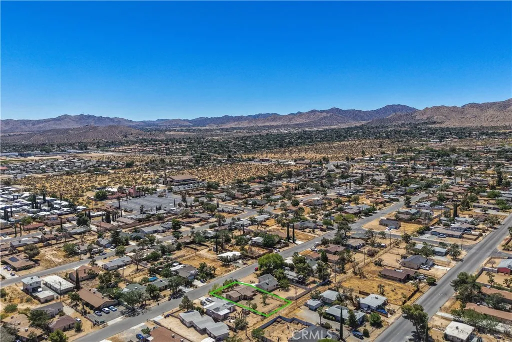 main property photo 34