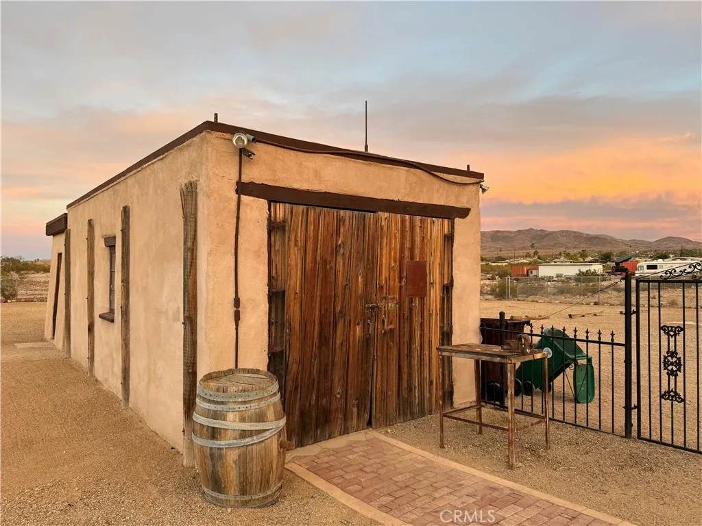 main property photo 21