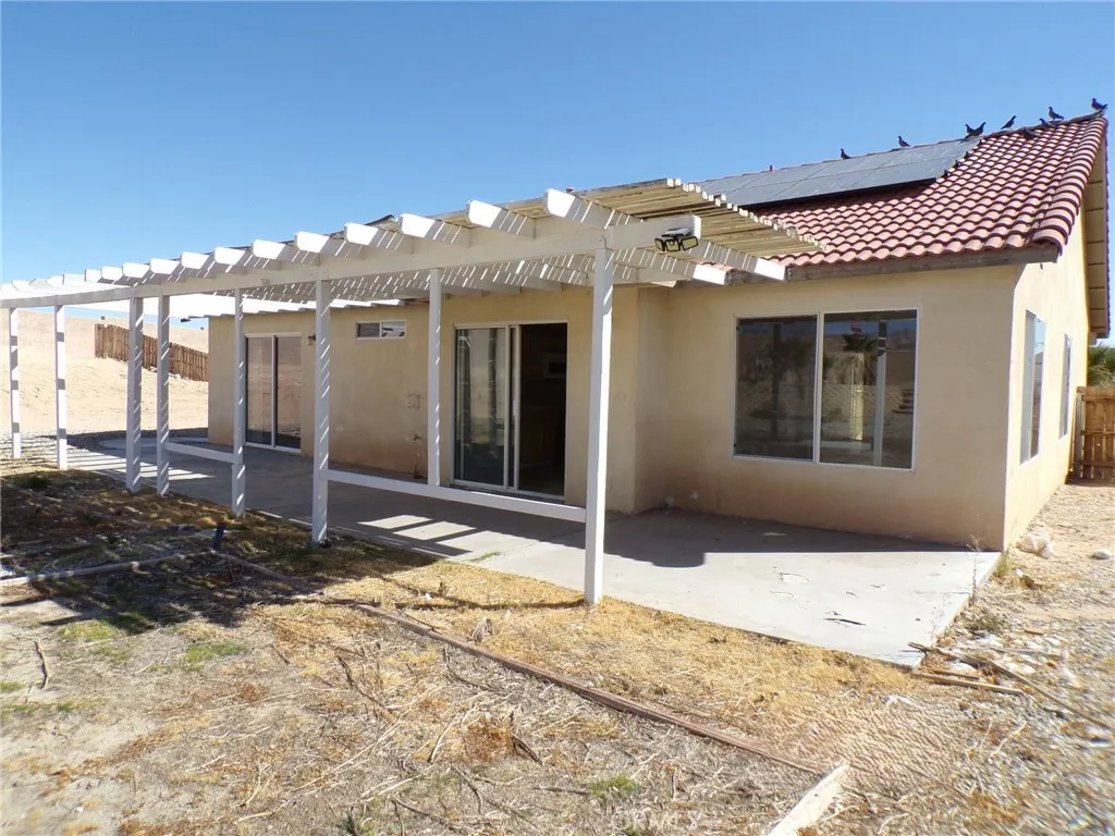 main property photo 15