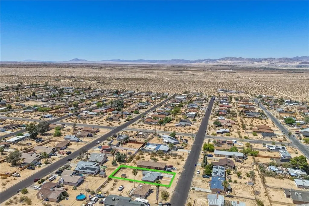 main property photo 37