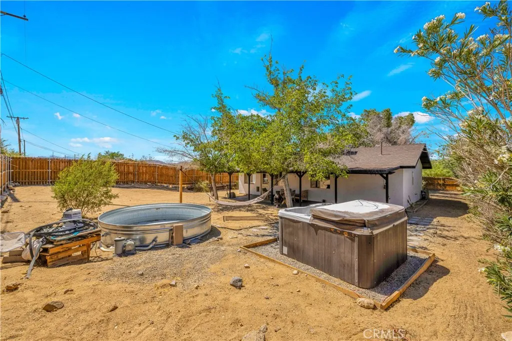 main property photo 25