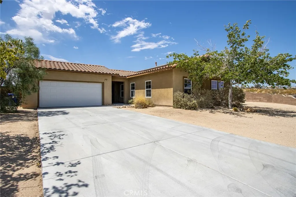 main property photo 4