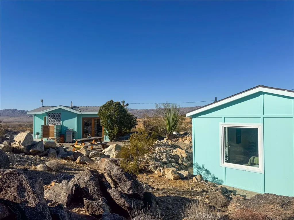 main property photo 10