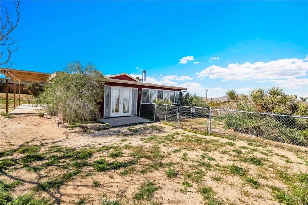 main property photo 26