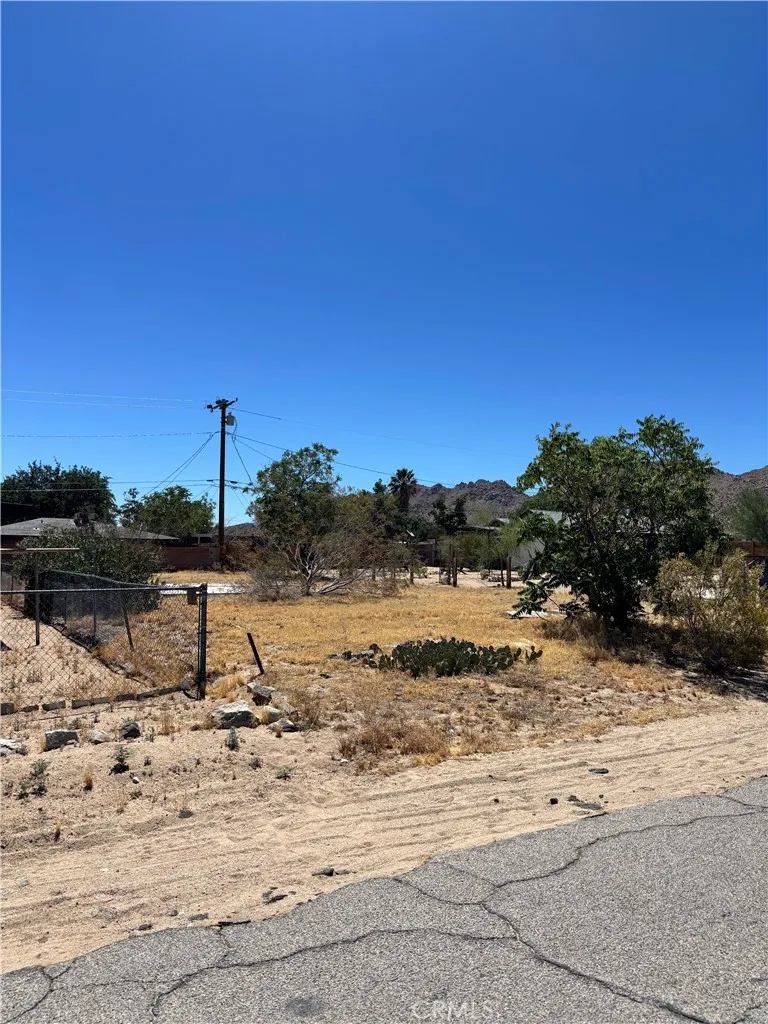 main property photo 15