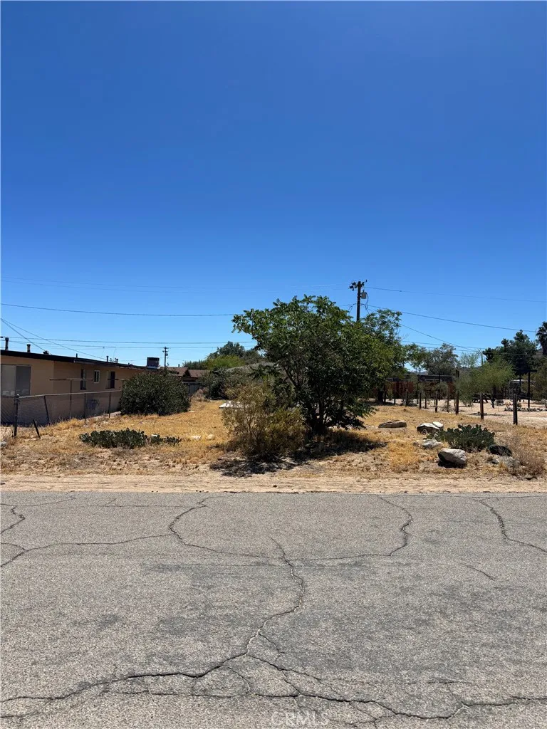 main property photo 16