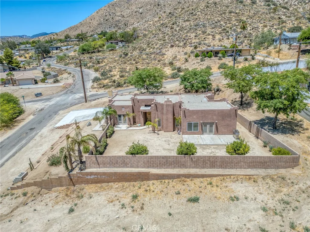 main property photo 27
