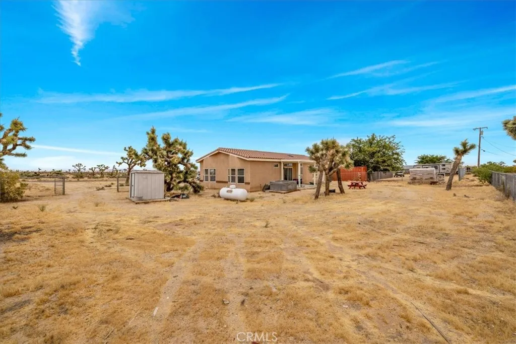 main property photo 30