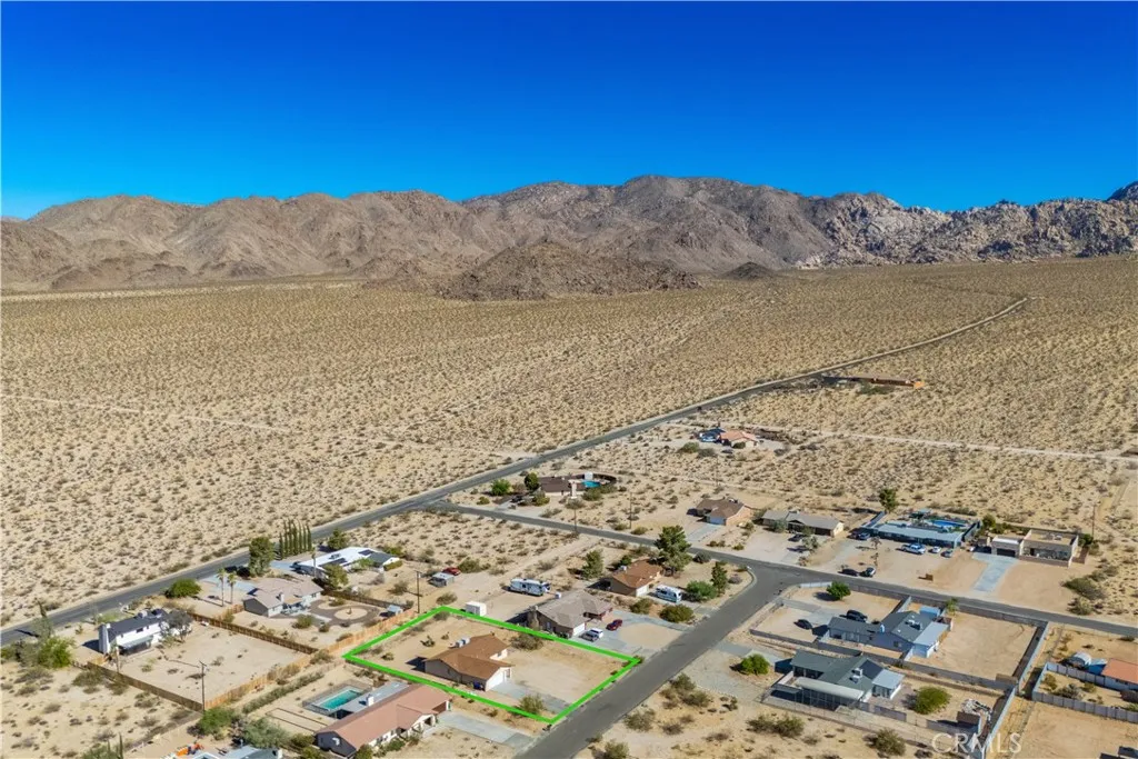 main property photo 41