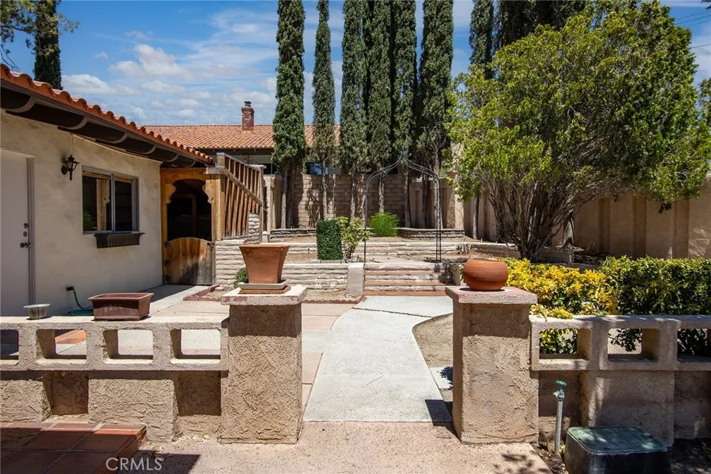 main property photo 33