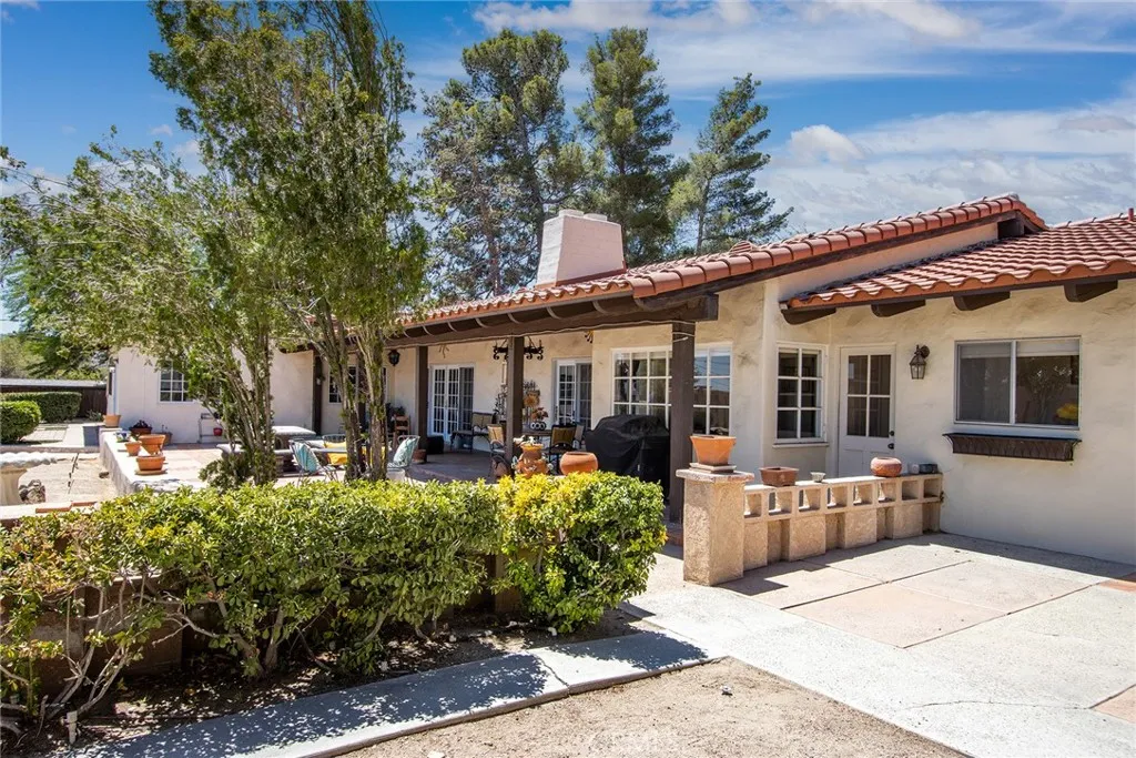 main property photo 35