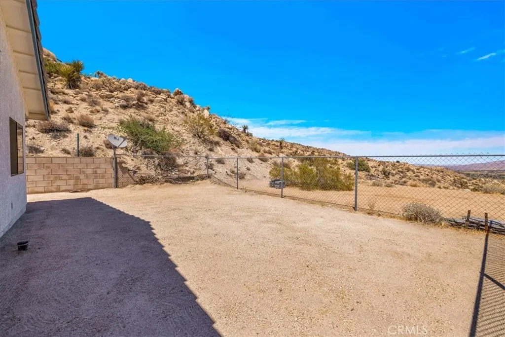 main property photo 31