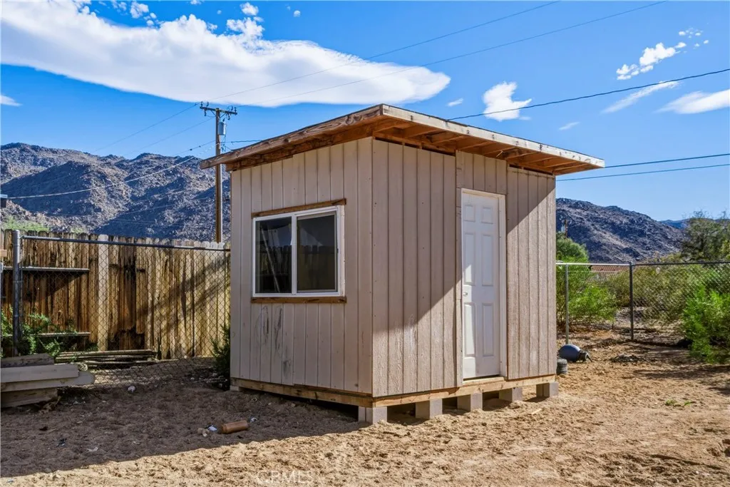 main property photo 39