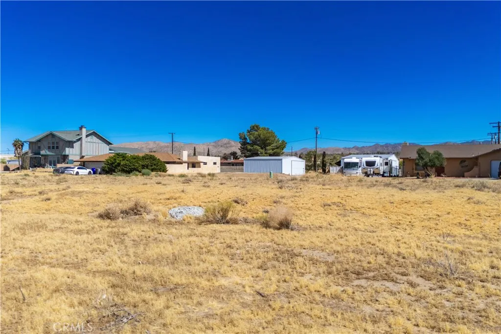 main property photo 16