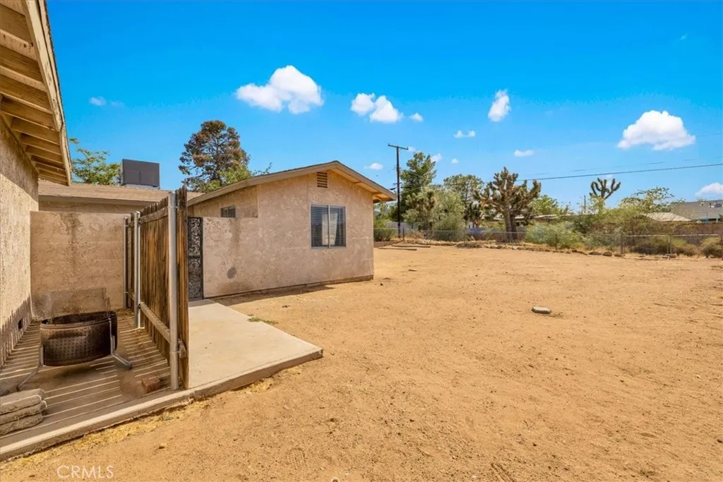 main property photo 24