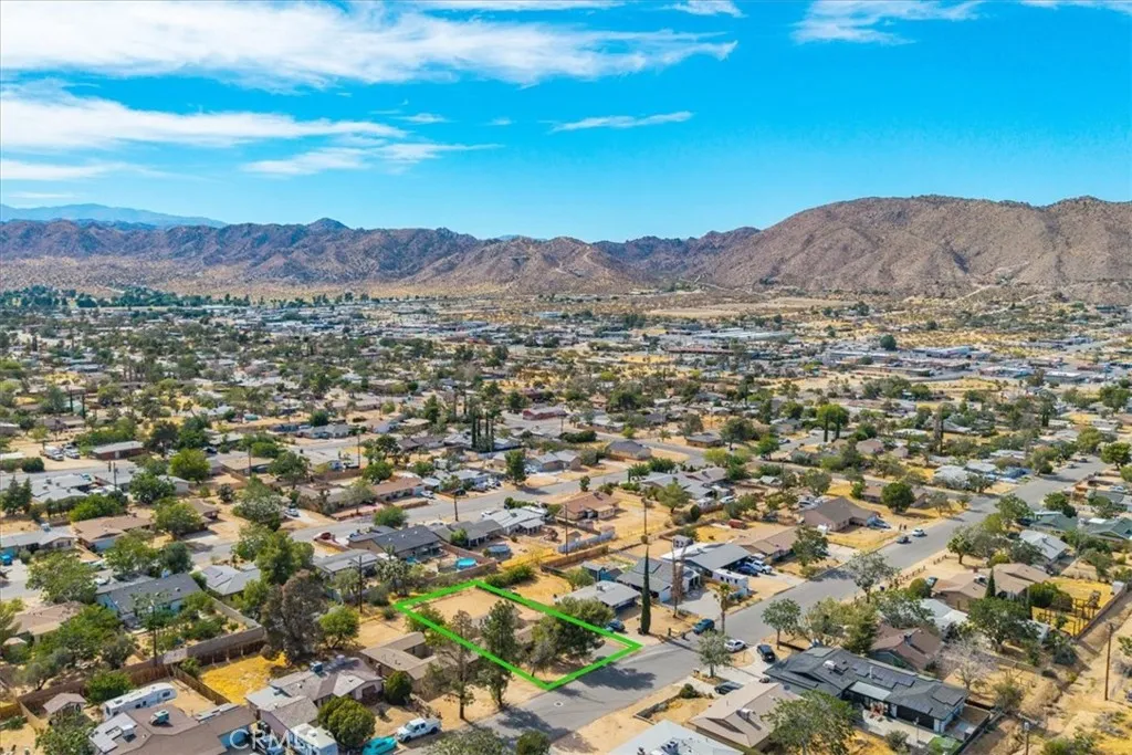 main property photo 33