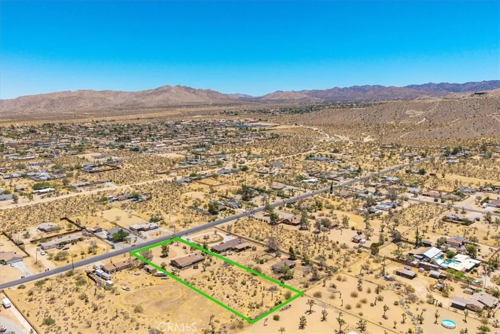 main property photo 45