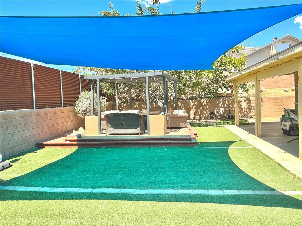main property photo 28