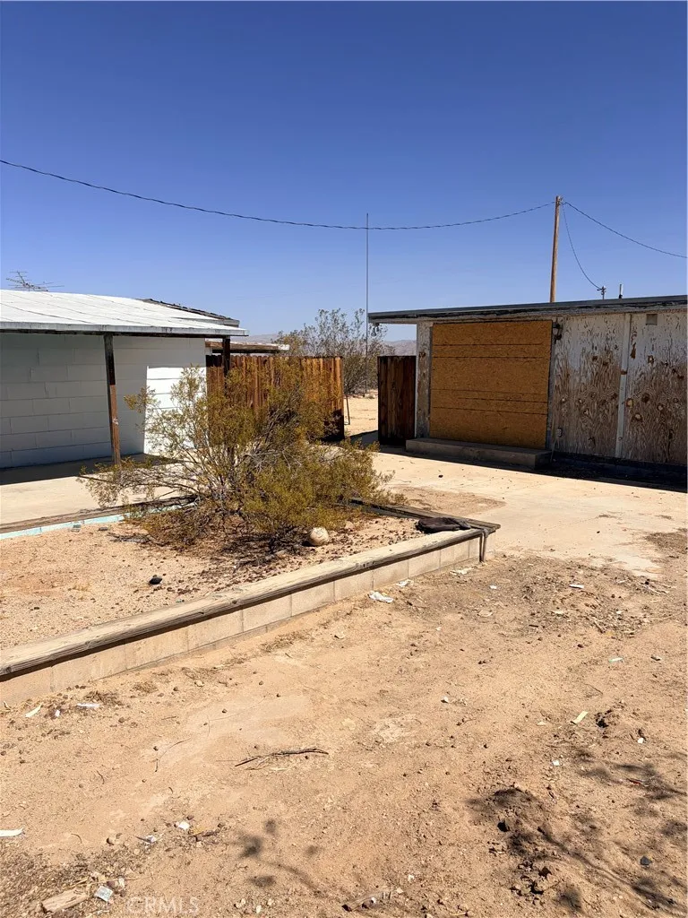 main property photo 14