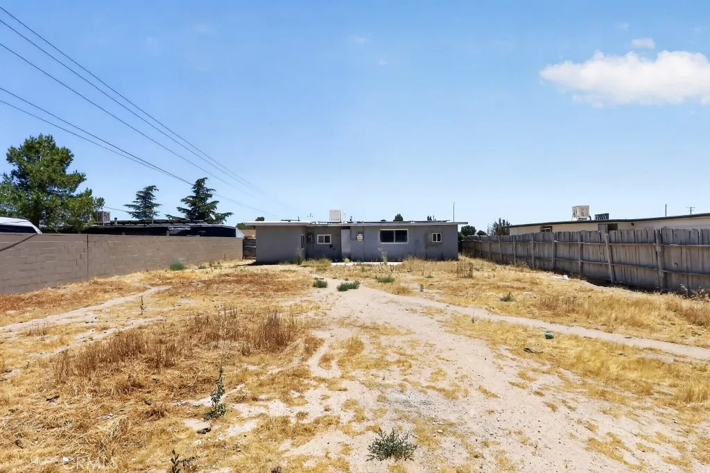 main property photo 20