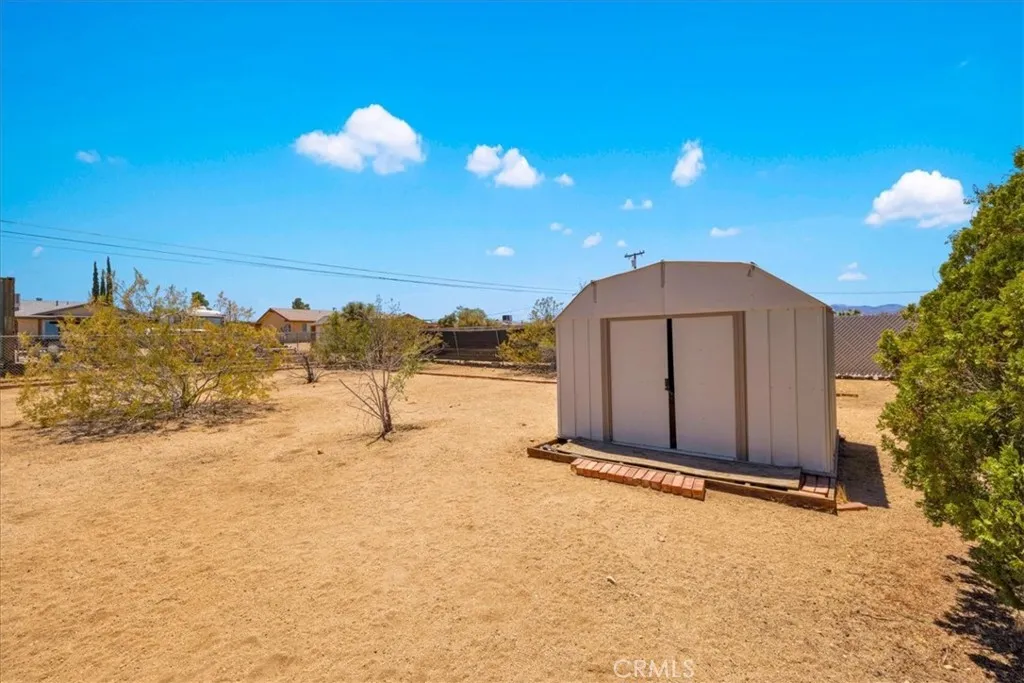 main property photo 35