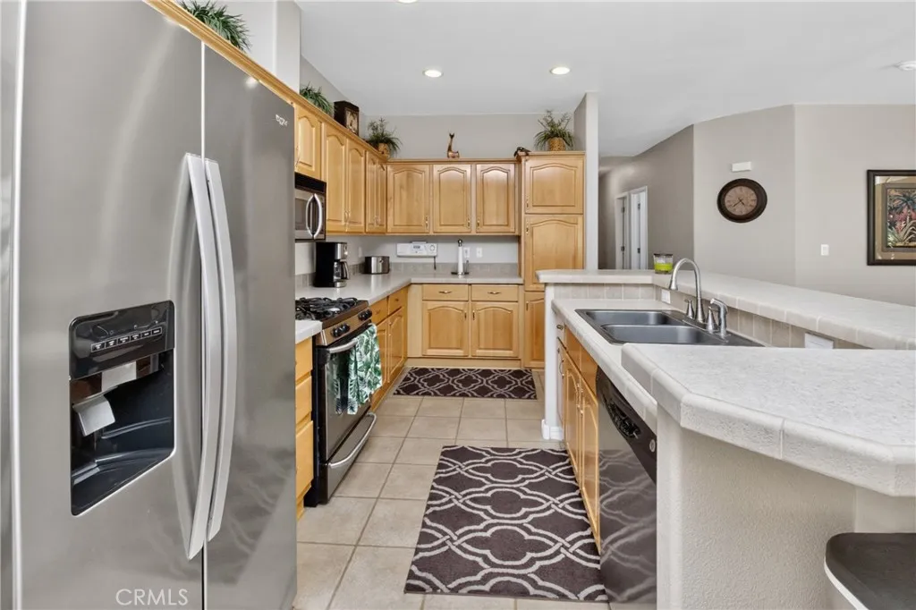 main property photo 17