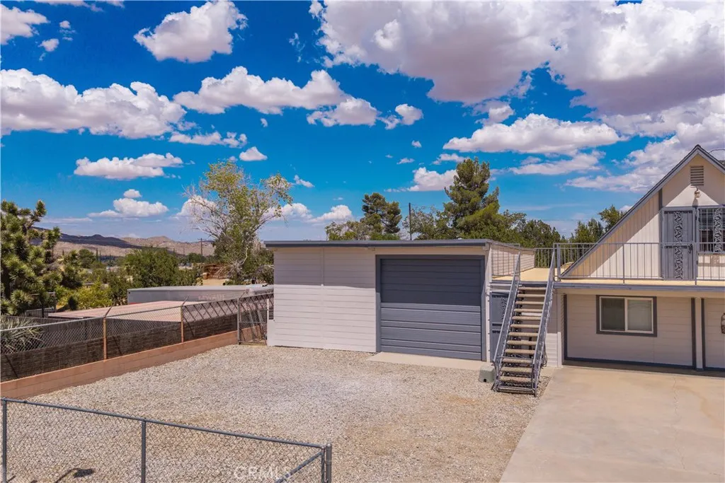 main property photo 46