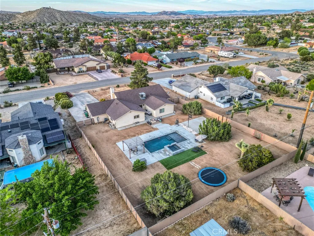 main property photo 50