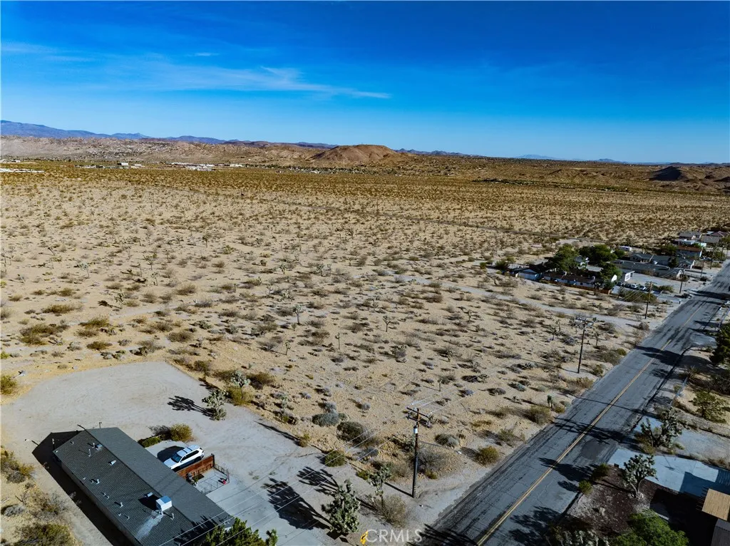 main property photo 12