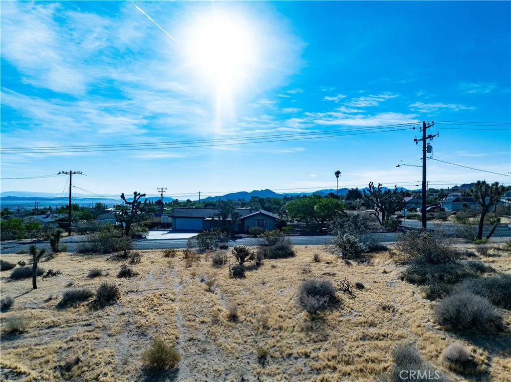 main property photo 24