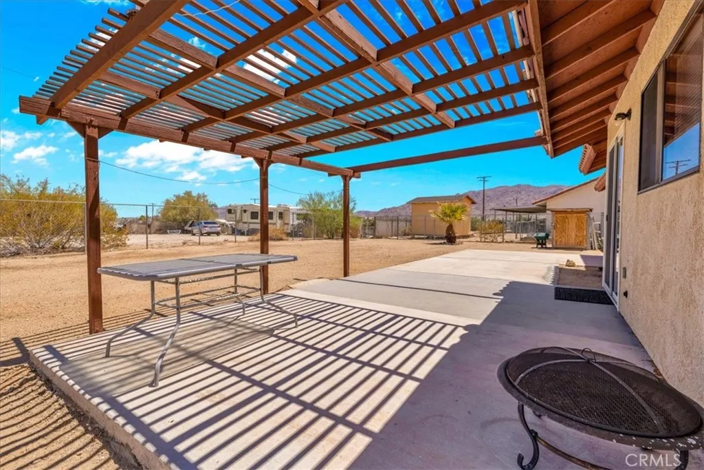 main property photo 29
