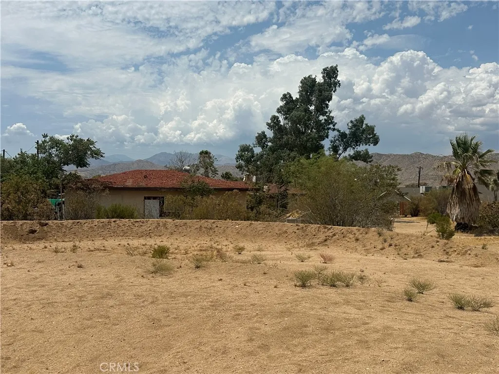 main property photo 19