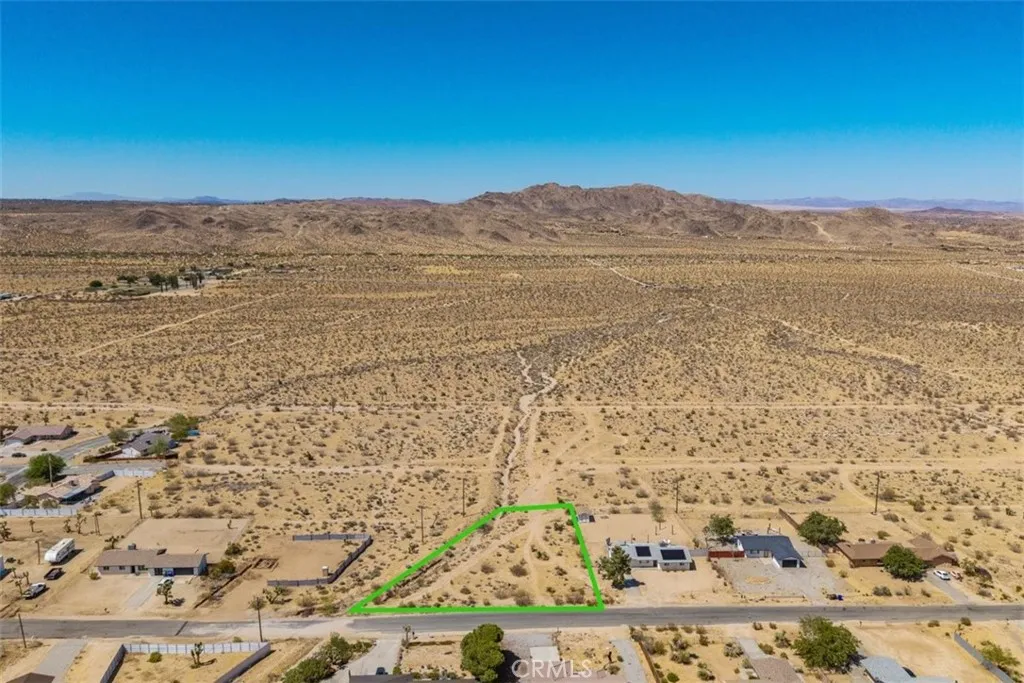 main property photo 14