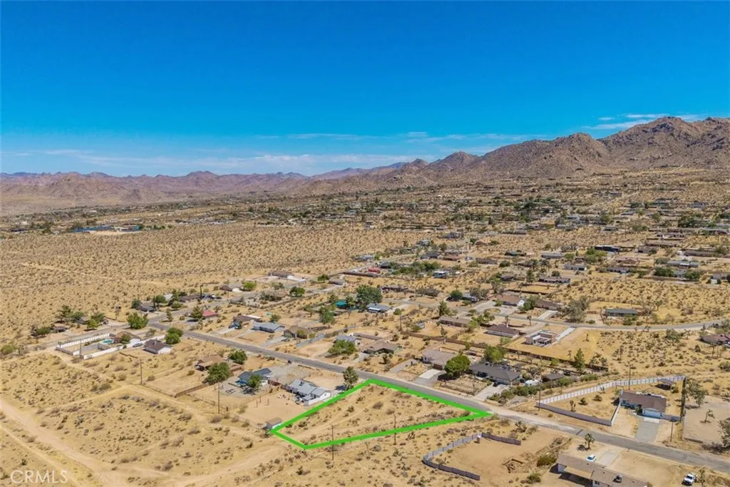 main property photo 18