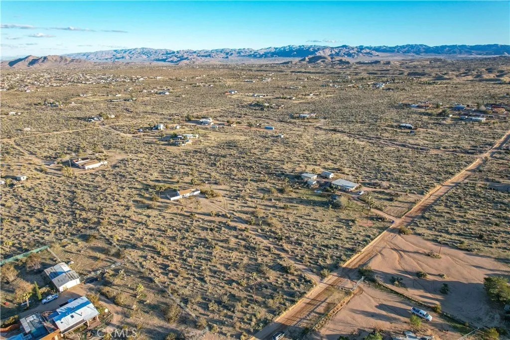 main property photo 43
