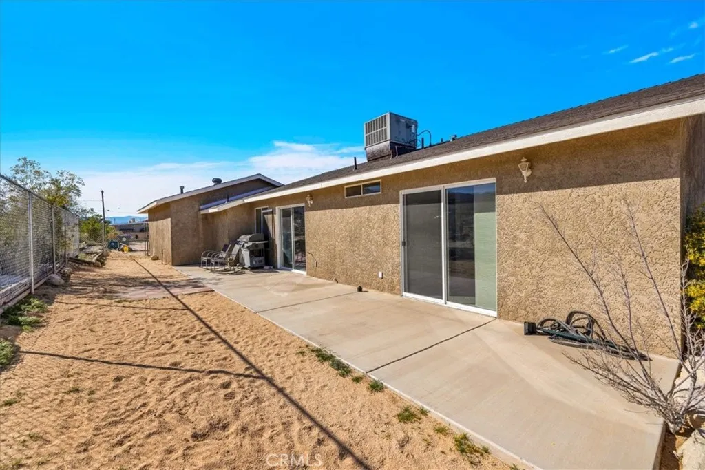main property photo 22