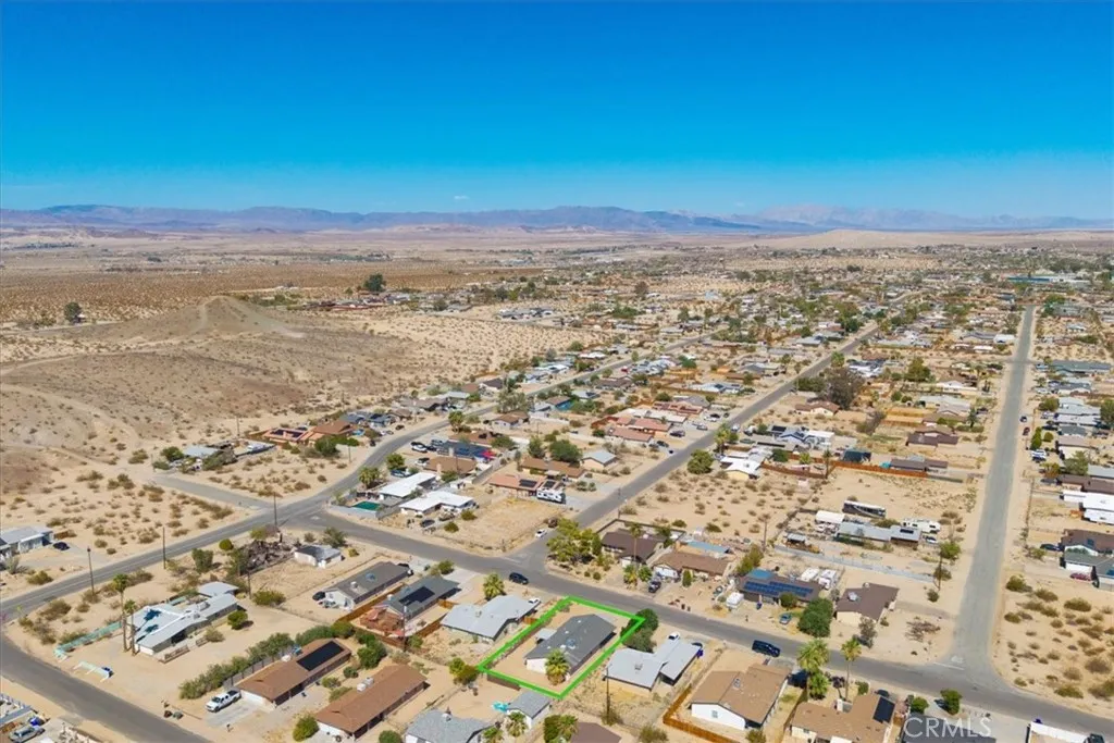 main property photo 36