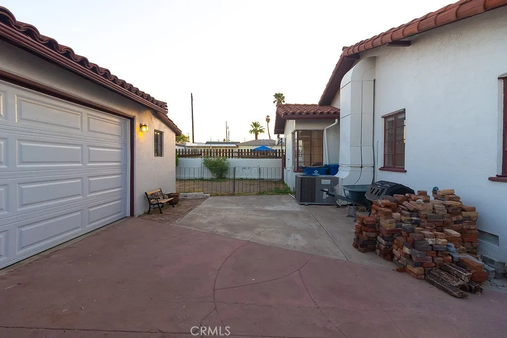 main property photo 38