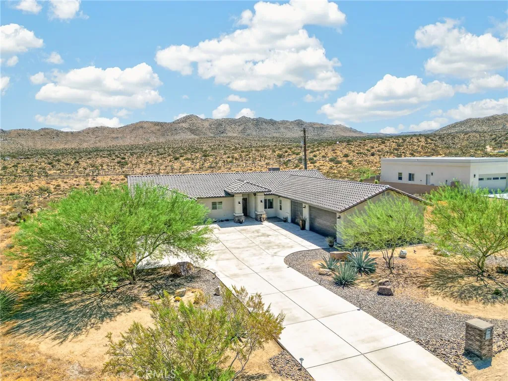main property photo 70