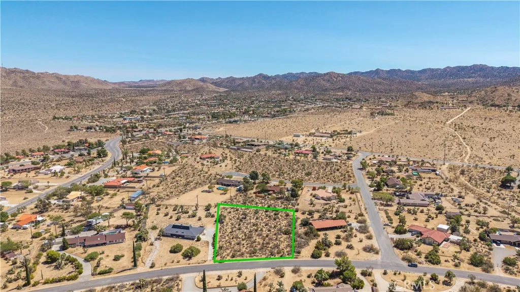 main property photo 19