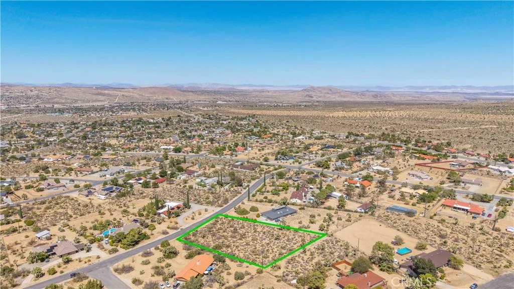 main property photo 24