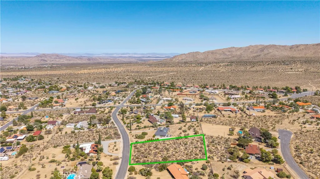 main property photo 25