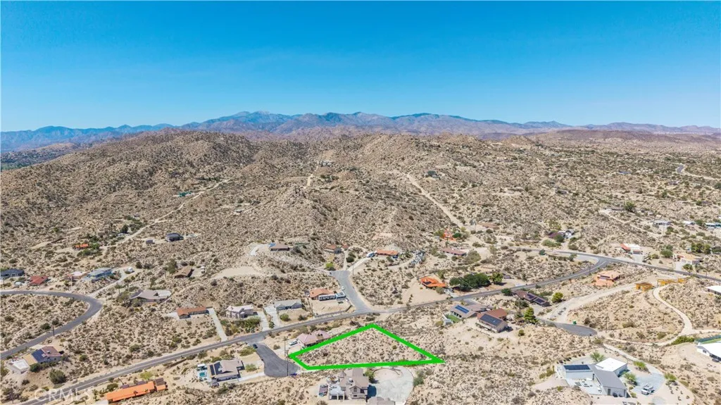 main property photo 6