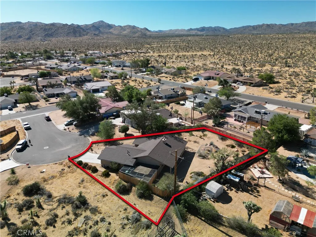 main property photo 33