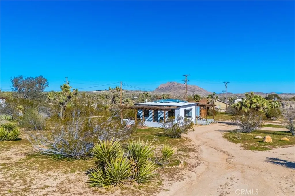 main property photo 30