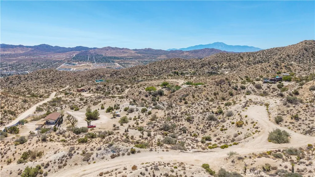 main property photo 10
