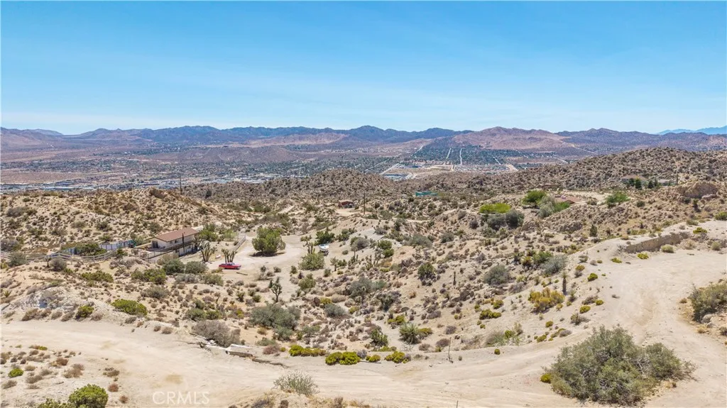 main property photo 11