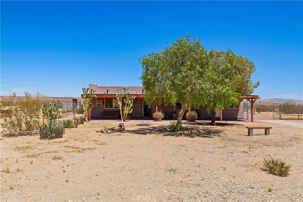 main property photo 41
